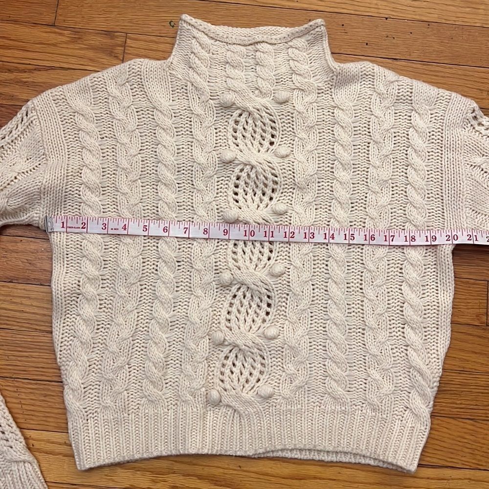 ‎parisian collection handcrafted with love sweater size M/L - Picture 5 of 7